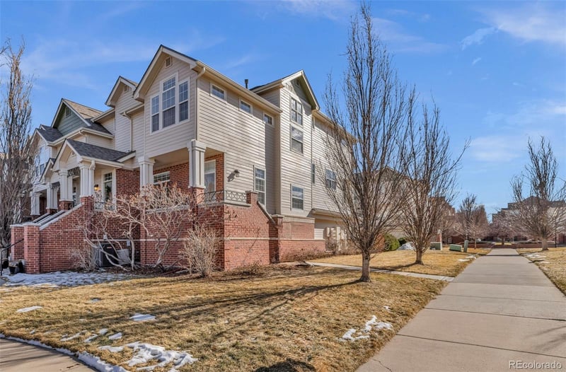 9801 E Carolina Pl, Aurora, CO 80247