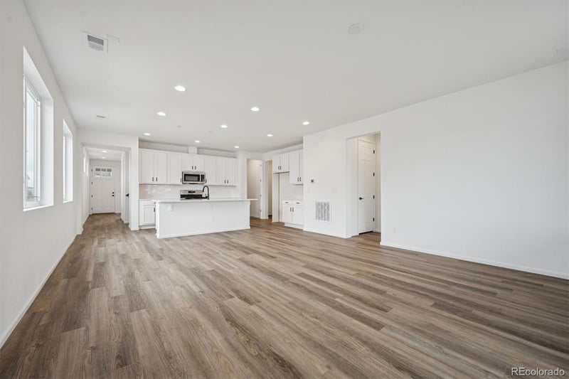 6552 Malaya St, Aurora, CO 80019