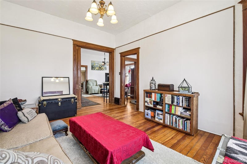 306 Collyer St, Longmont, CO 80501