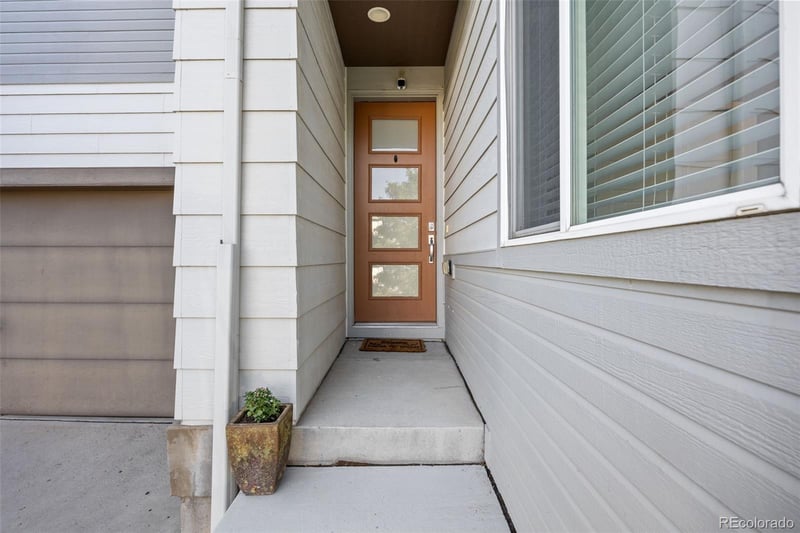 10020 Richfield St, Commerce, CO 80022