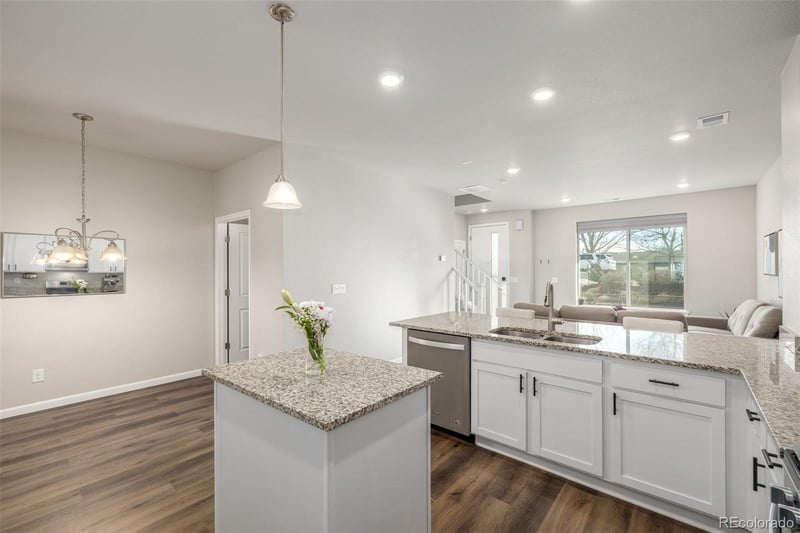 14933 Belleview Dr, Aurora, CO 80015