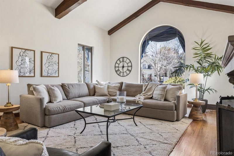 6 Ivy Ln, Denver, CO 80220