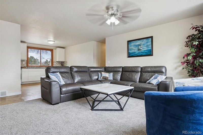 3105 Olathe Way, Aurora, CO 80013