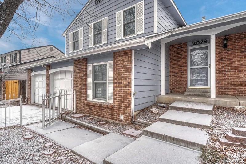 2079 Quintero St, Aurora, CO 80013