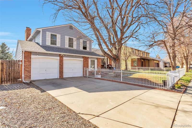 2079 Quintero St, Aurora, CO 80013