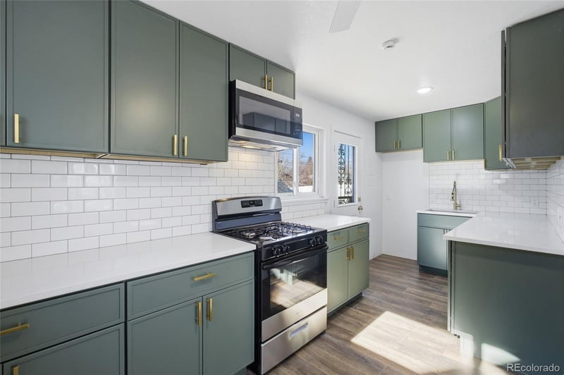 1175 Rosemary St, Denver, CO 80220