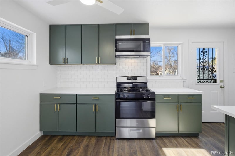 1175 Rosemary St, Denver, CO 80220