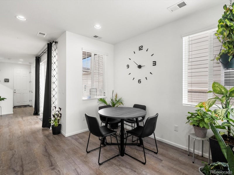 24333 41st Ave, Aurora, CO 80019