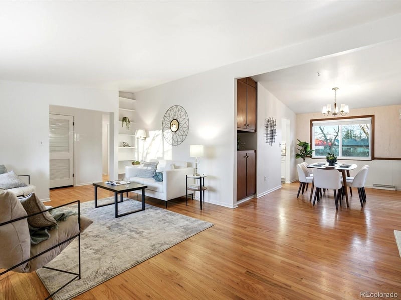 6852 Greenwood St, Littleton, CO 80120