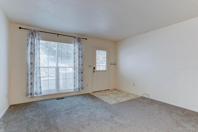 19842 Summerset Ln, Parker, CO 80138