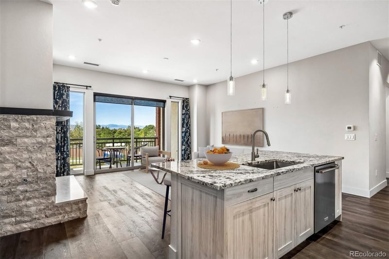 4885 Monaco St #207, Denver, CO 80237