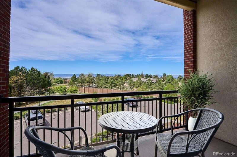 4885 Monaco St #207, Denver, CO 80237