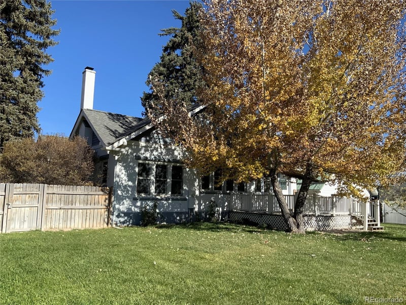 490 9th St, Meeker, CO 81641