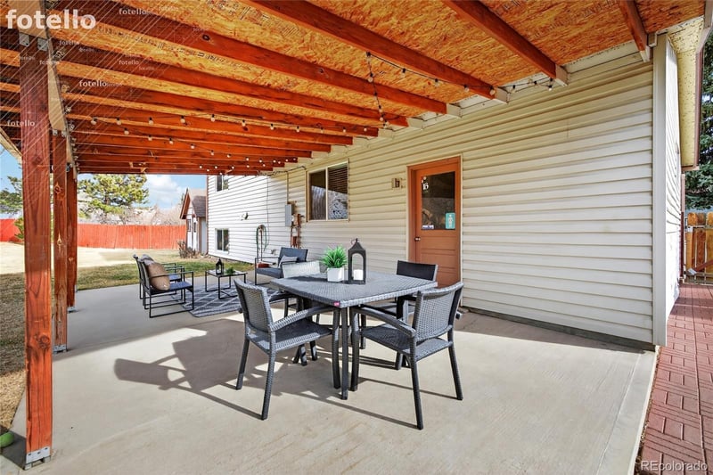 1531 S Queen St, Denver, CO 80232