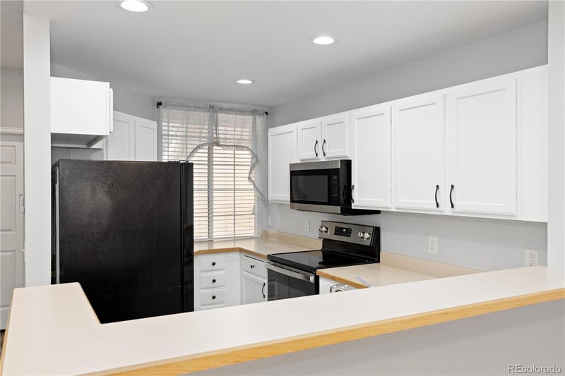 9043 Phillips Dr, Littleton, CO 80128