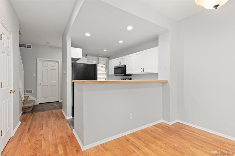 9043 Phillips Dr, Littleton, CO 80128