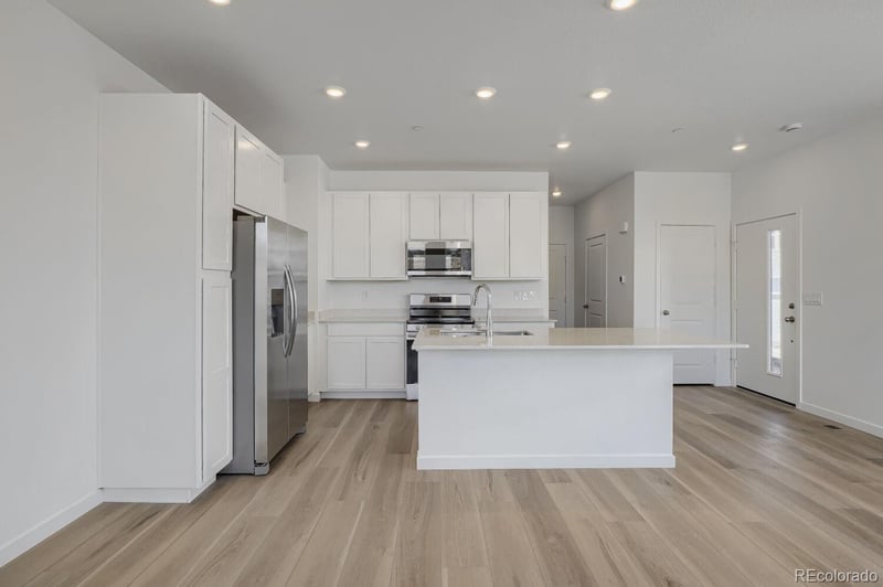 7626 S Cherokee Cir W, Centennial, CO 80018