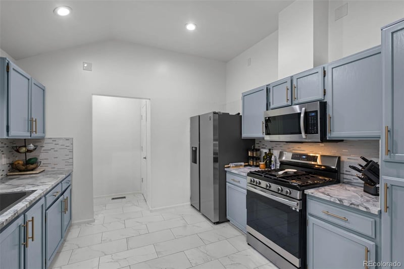 1061 Yampa St #C, Aurora, CO 80017