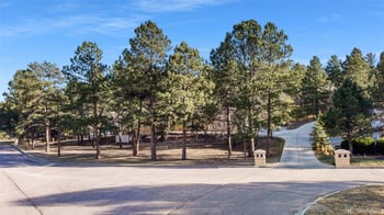 7405 Winding Oaks Dr, Colorado Springs, CO 80919