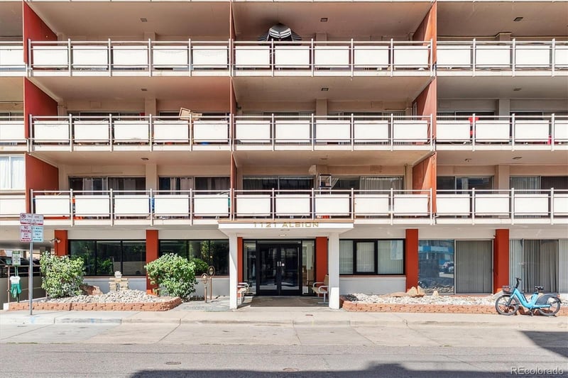 1121 Albion St #207, Denver, CO 80220