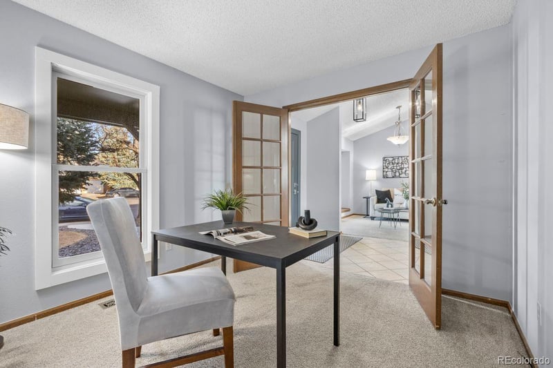 19208 Stanford Dr, Aurora, CO 80015