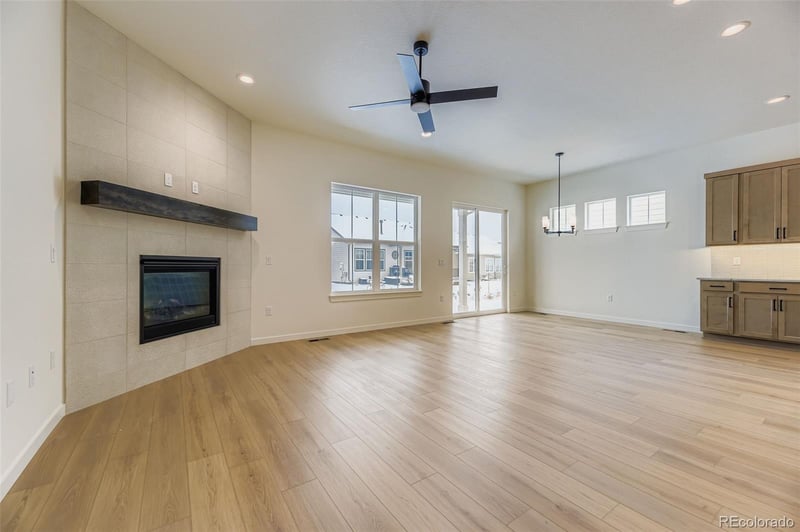 8942 Riviera Way, Aurora, CO 80016