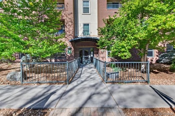 1623 Saint Paul St #408, Denver, CO 80206