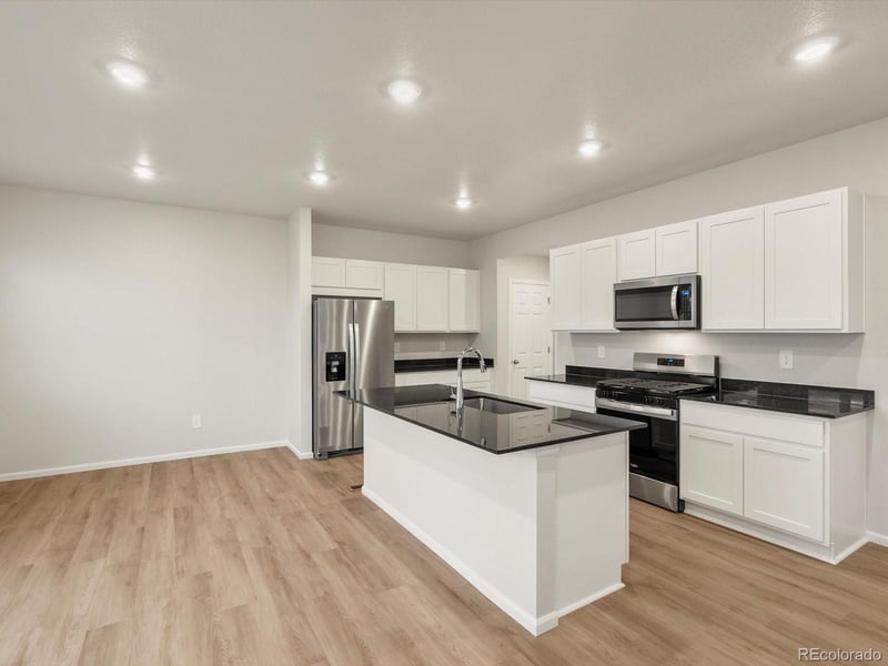 525 97th Ave, Greeley, CO 80634