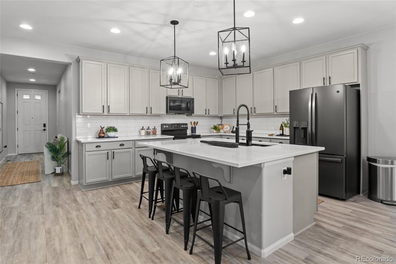 261 Titus St, Aurora, CO 80018