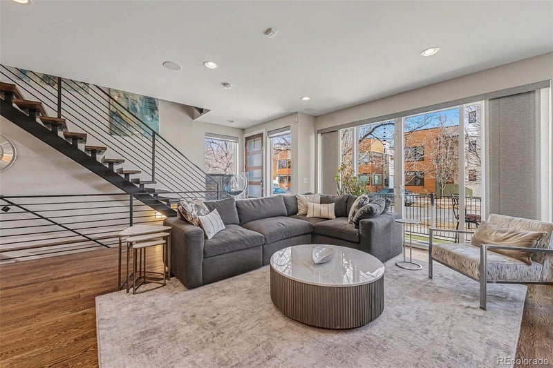 3123 Vallejo St, Denver, CO 80211