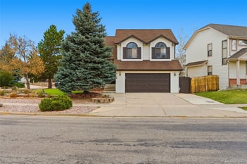 6069 Zinnia St, Arvada, CO 80004