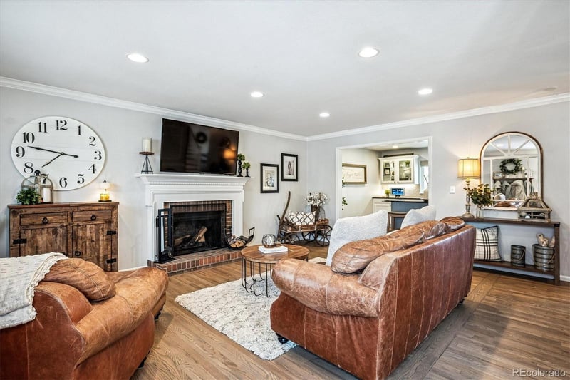 6809 S Niagara Ct, Centennial, CO 80112