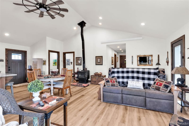 114 Third , Silver Cliff, CO 81252