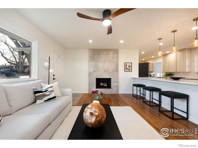 6 Sunset Cir, Longmont, CO 80501