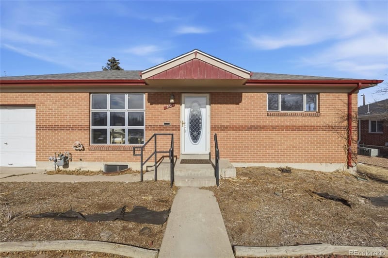 261 106th Ave, Northglenn, CO 80233