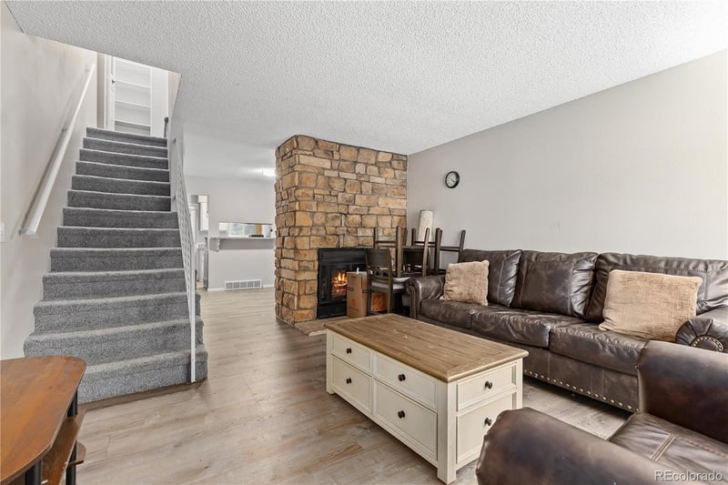 2297 Jasper Way #B, Aurora, CO 80013