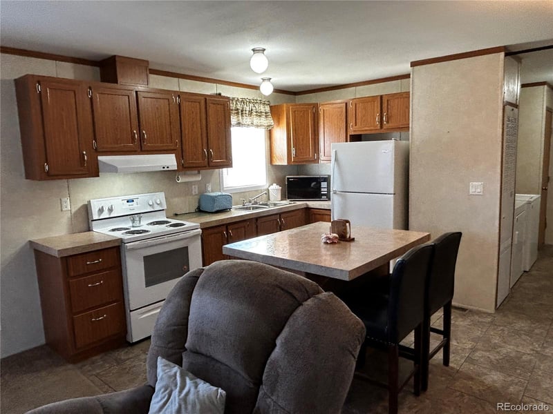11 Lea Ln, Westcliffe, CO 81252