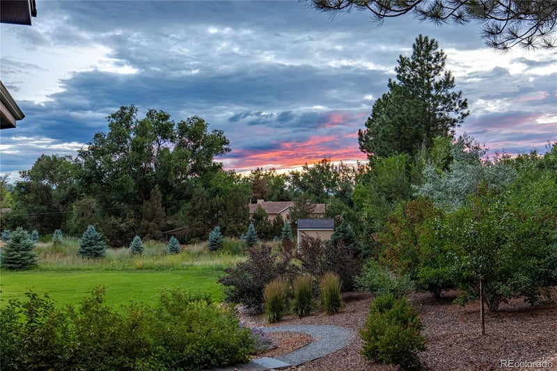 5899 Green Oaks Dr, Littleton, CO 80121