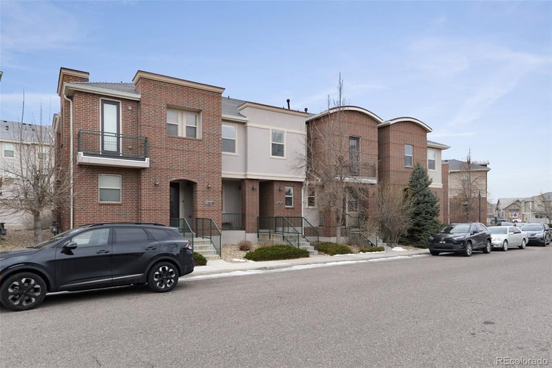 13636 E Weaver Pl, Englewood, CO 80111