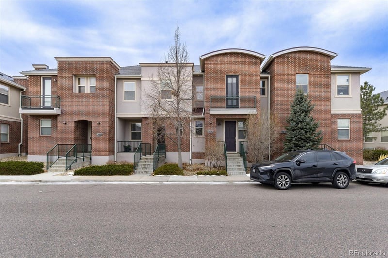 13636 E Weaver Pl, Englewood, CO 80111