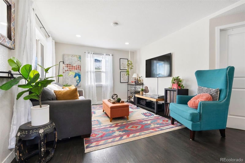 1789 Dallas St, Aurora, CO 80010