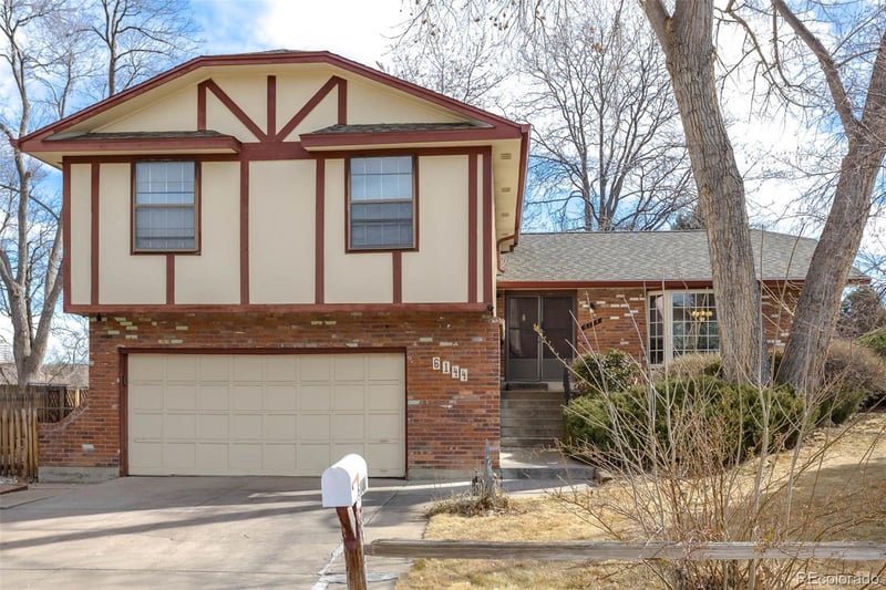 6144 Newport St, Centennial, CO 80111