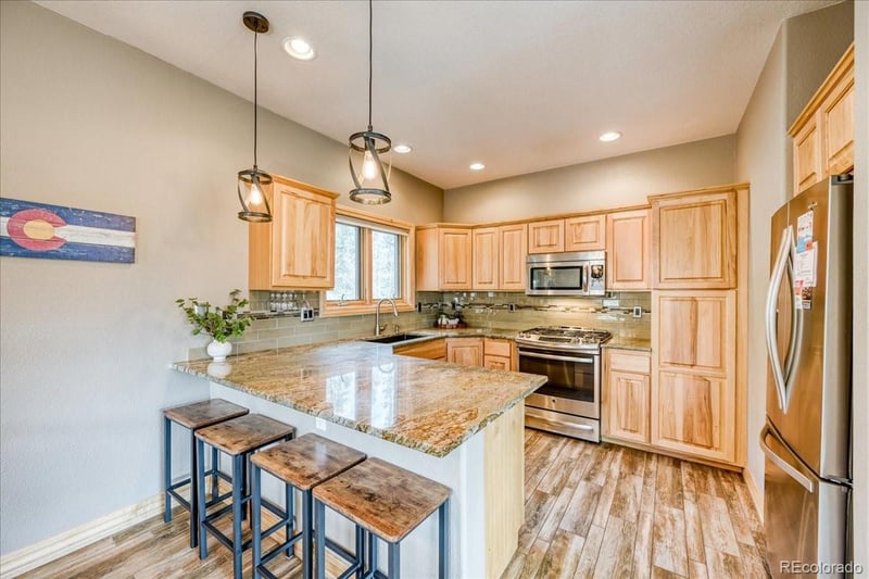 1813 Stellar Dr, Silverthorne, CO 80498