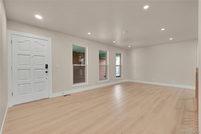 3328 34th Avenue Ct, Greeley, CO 80634