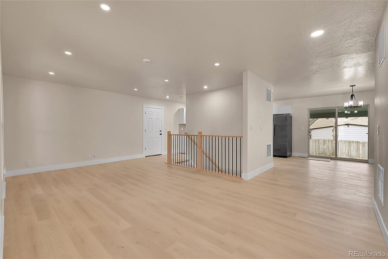 3328 34th Avenue Ct, Greeley, CO 80634