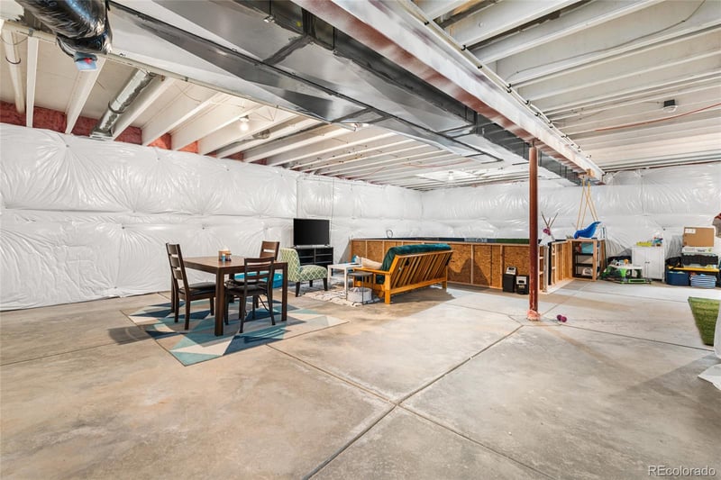 27540 Cedar Pl, Aurora, CO 80018
