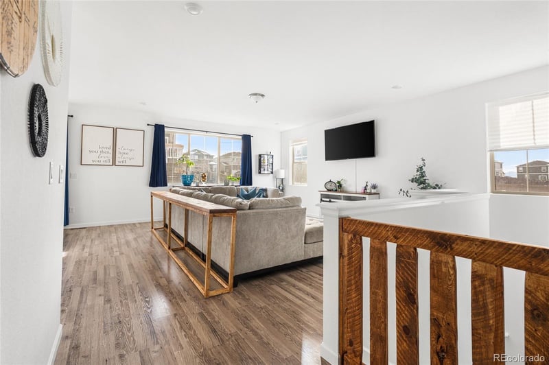 27540 Cedar Pl, Aurora, CO 80018