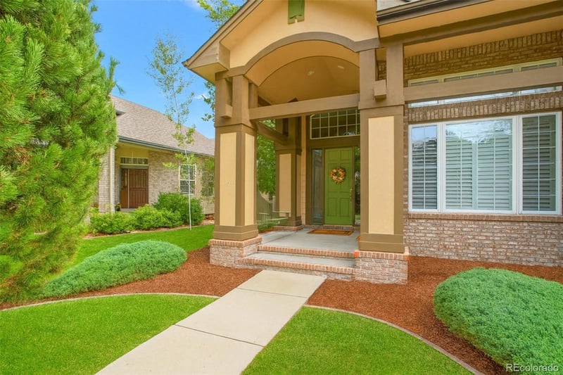3020 S Newcombe Way, Lakewood, CO 80227