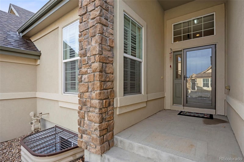 22242 Euclid Dr, Aurora, CO 80016