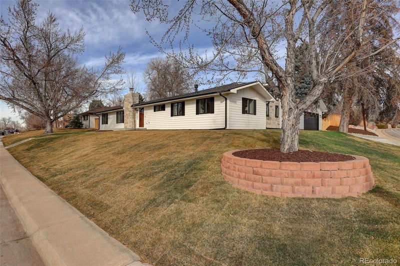 3092 S Cook St, Denver, CO 80210